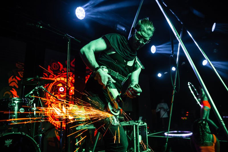 angle grinder performing on stage
